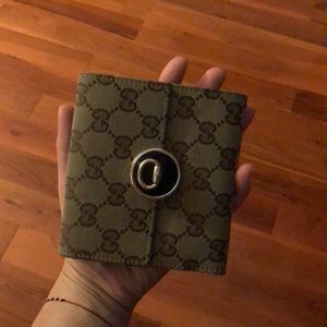 Gucci wallet